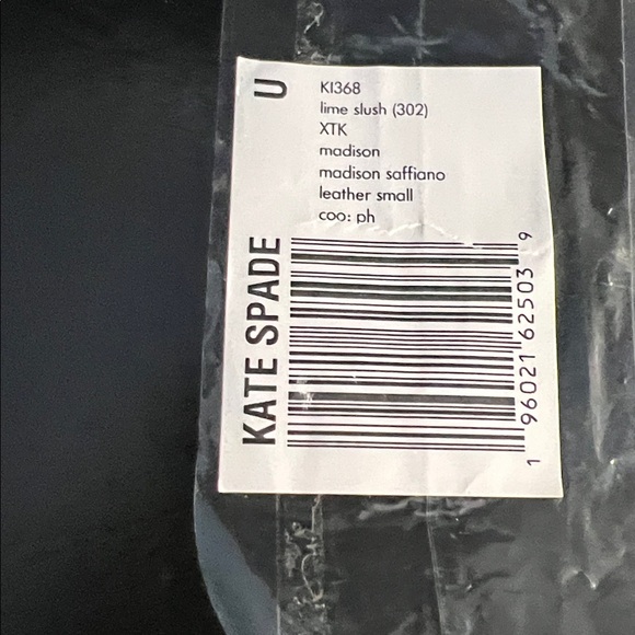 KATE SPADE NIP MADISON SAFFIANO LEATHER LIME SLUSH CARD CASE - Picture 7 of 8